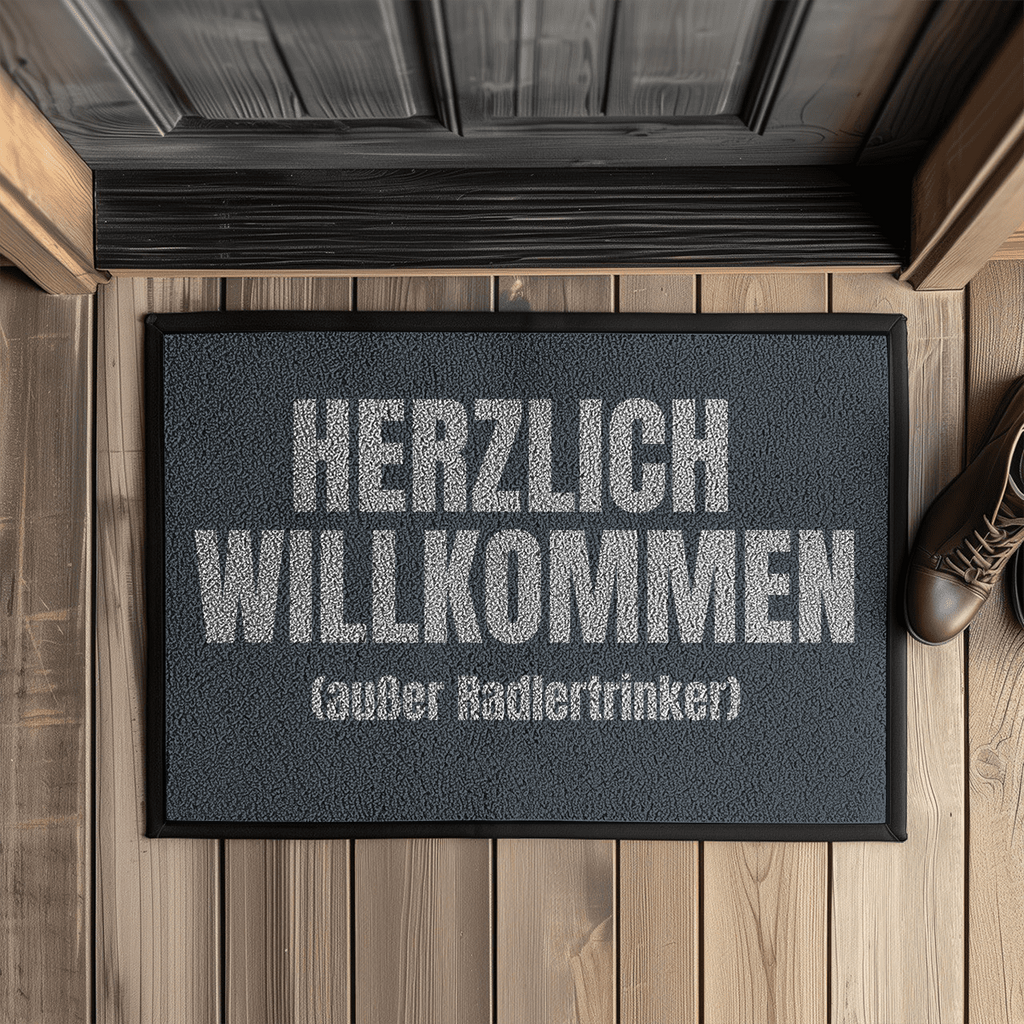 Herzlich willkommen (außer Radlertrinker) – Fußmatte