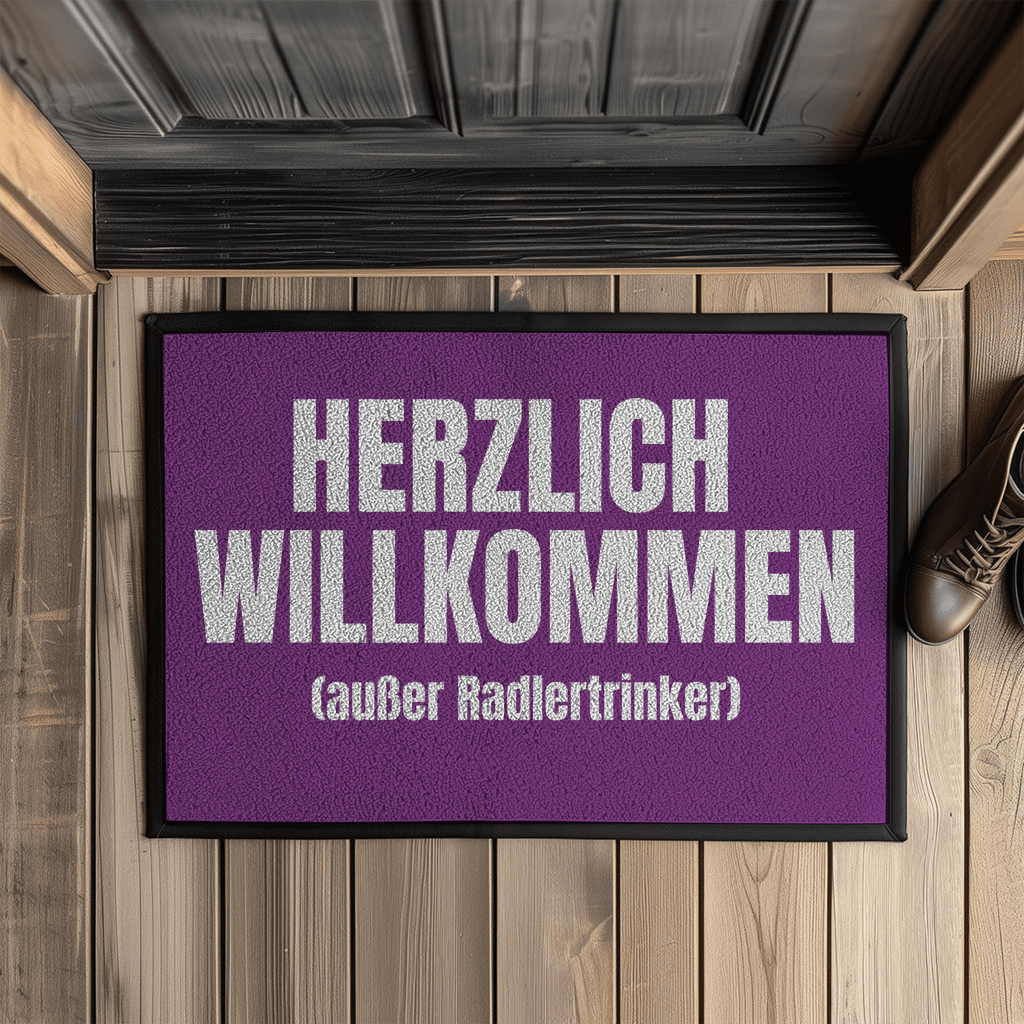 Herzlich willkommen (außer Radlertrinker) – Fußmatte